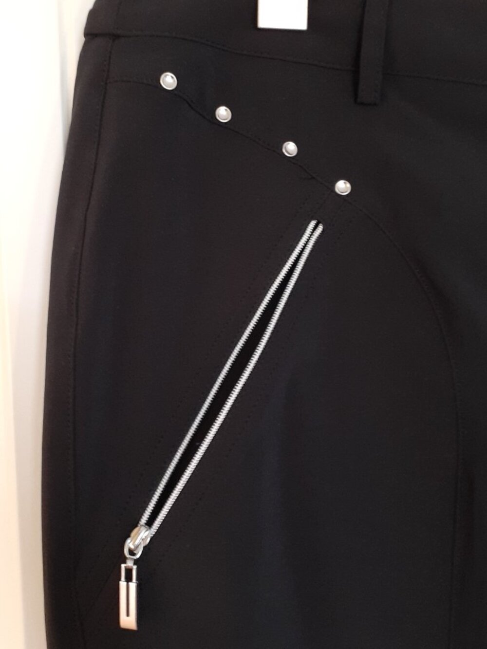 Jamie Sadock AirWear Knee Capri in Jet Black Size 14 - Picture 5 of 16